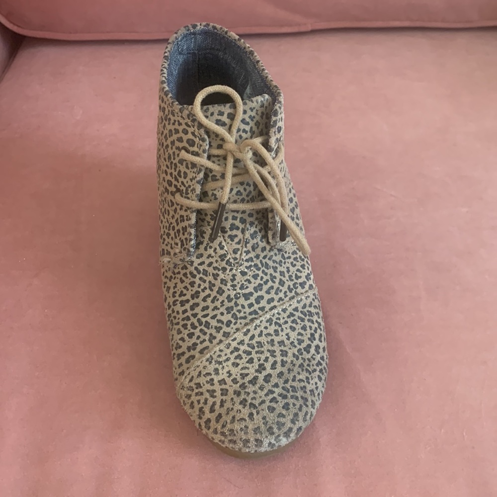 Animal print TOMS wedges - Picture 3 of 4